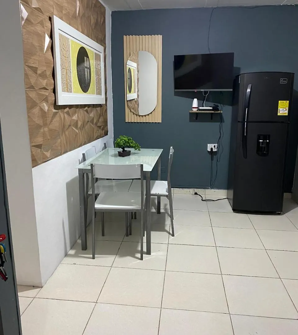 E2V Lindo Apartamento En Laureles Estadio Μεντεγίν