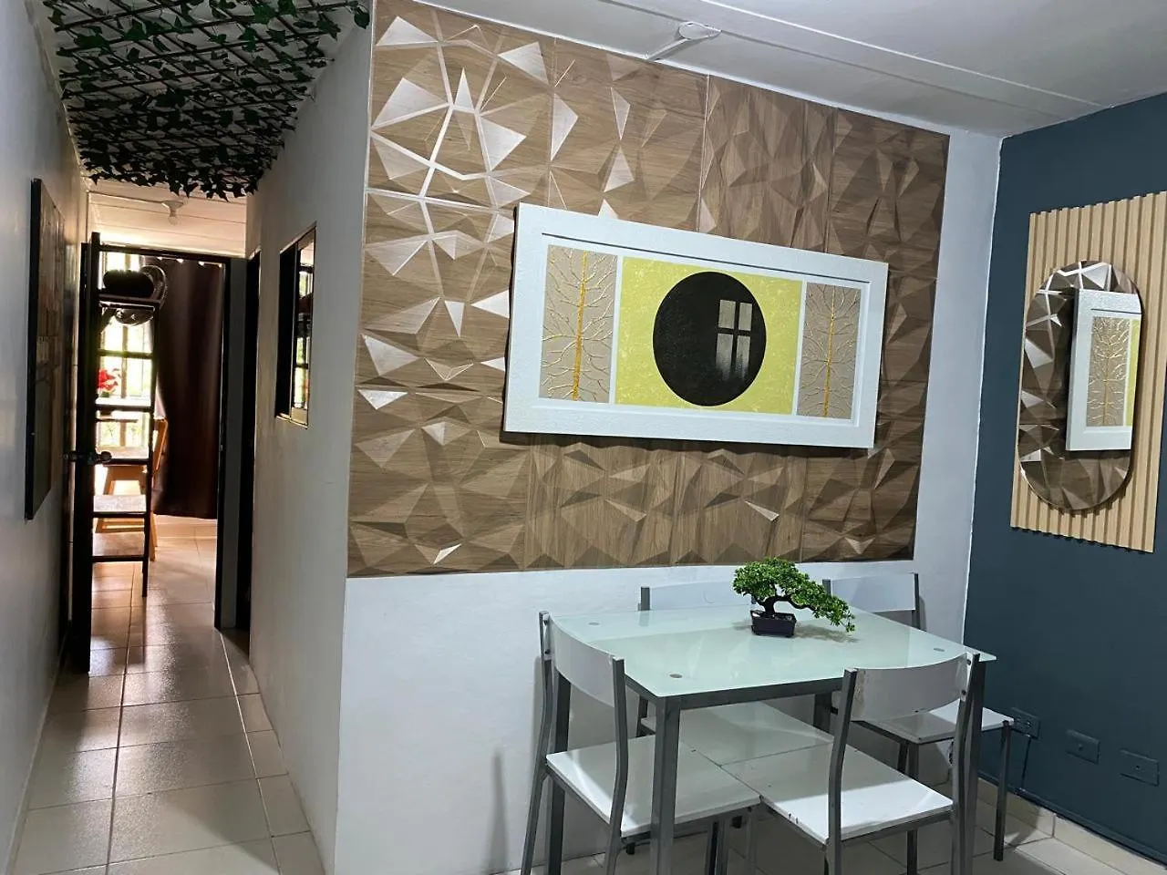 E2V Lindo Apartamento En Laureles Estadio Μεντεγίν 0*,