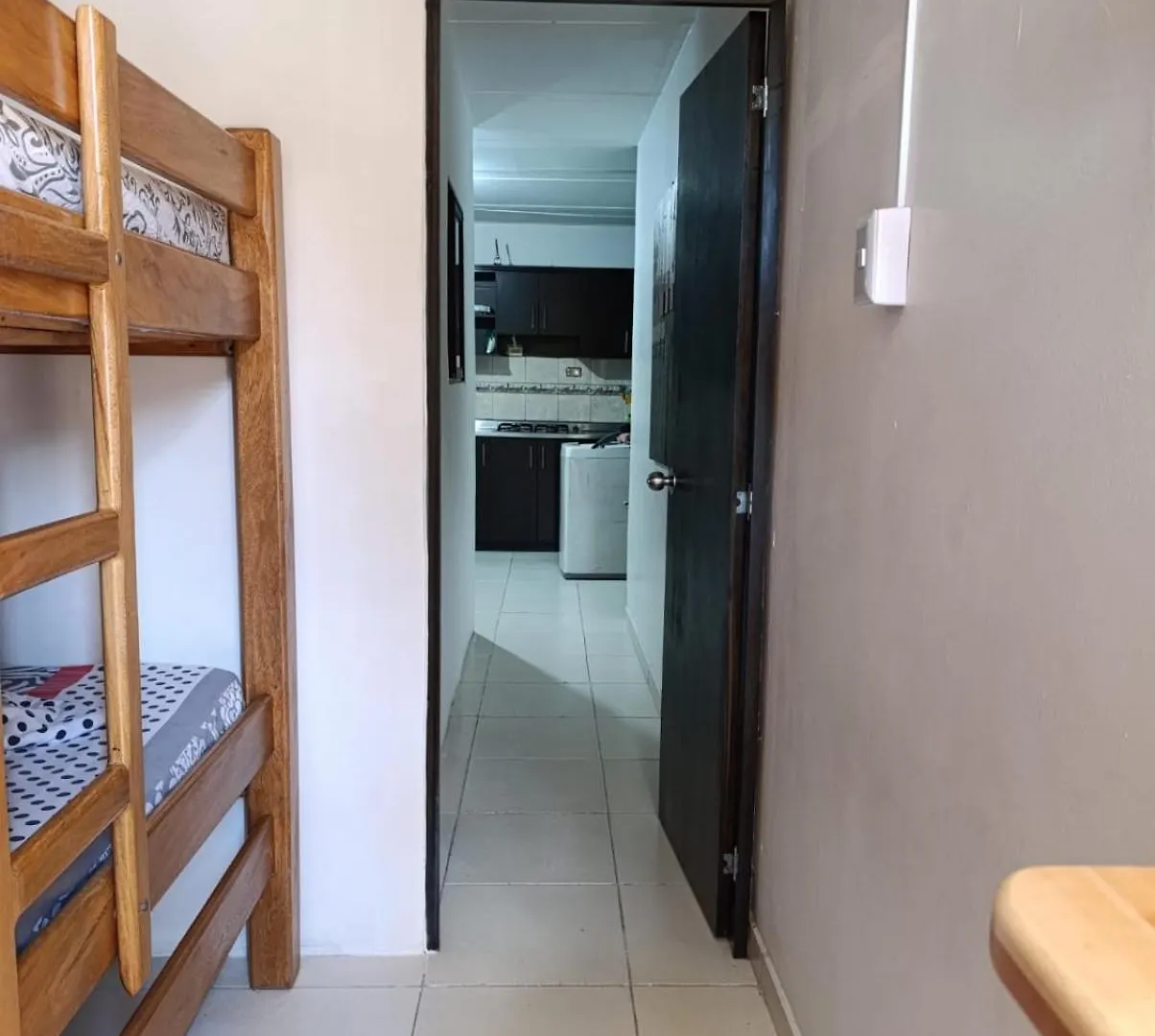 E2V Lindo Apartamento En Laureles Estadio Medellin Apartment